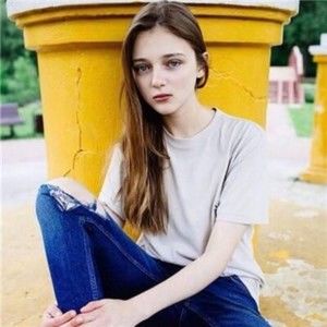 Meet your Posher, Beau